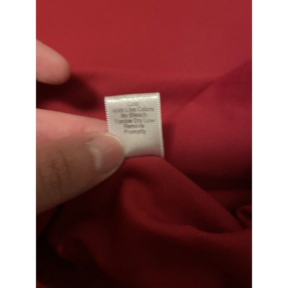 Judy P Top Women’s Size M Red 3/4 Sleeve  Round Neck Minimalist Staple Classy - Picture 5 of 8